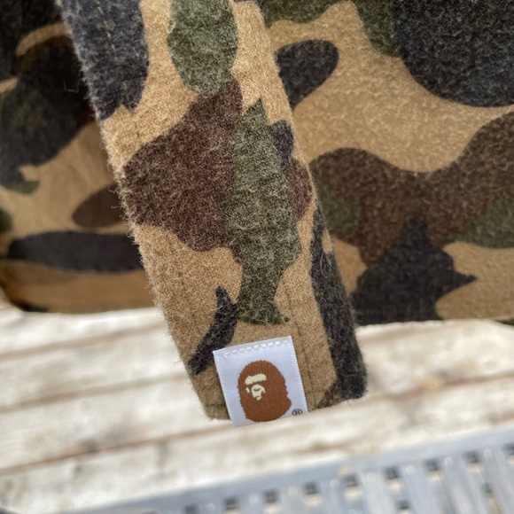 Bape hoodie SOLD - Picture 5 of 8